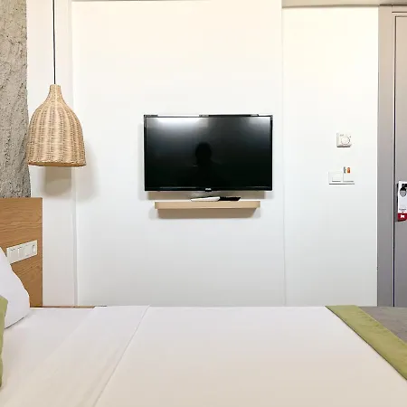 Muezeyyen Hanim Konagi Alacati