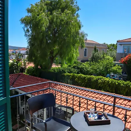 Müzeyyen Hanım Konağı Hotel *