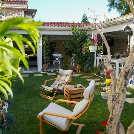 Müzeyyen Hanım Konağı * Alaçatı