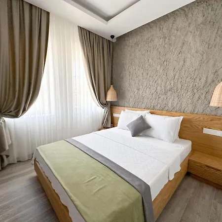 Muezeyyen Hanim Konagi *