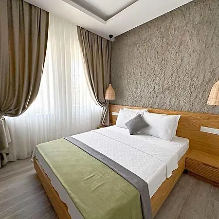 Muezeyyen Hanim Konagi Hotel *