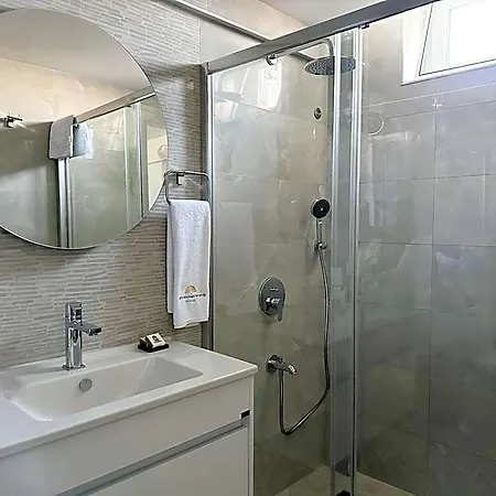 Muezeyyen Hanim Konagi Hotel