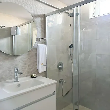 Müzeyyen Hanım Konağı Otel *